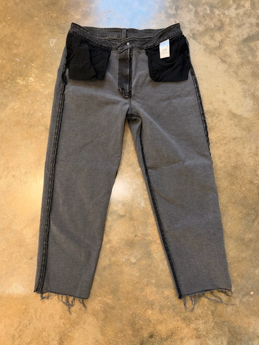 Joe’s Jeans Ginara High Rise Straight Leg Raw Hem Black Jeans Size 31 - Picture 7 of 10